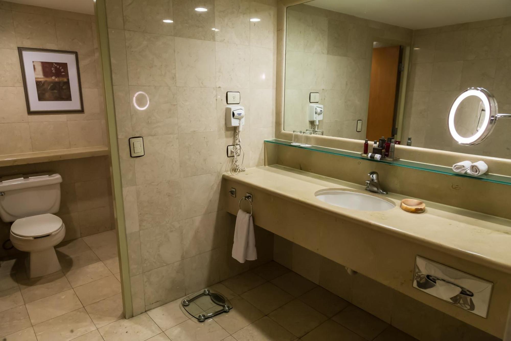 Marriott Tijuana Hotel Eksteriør bilde