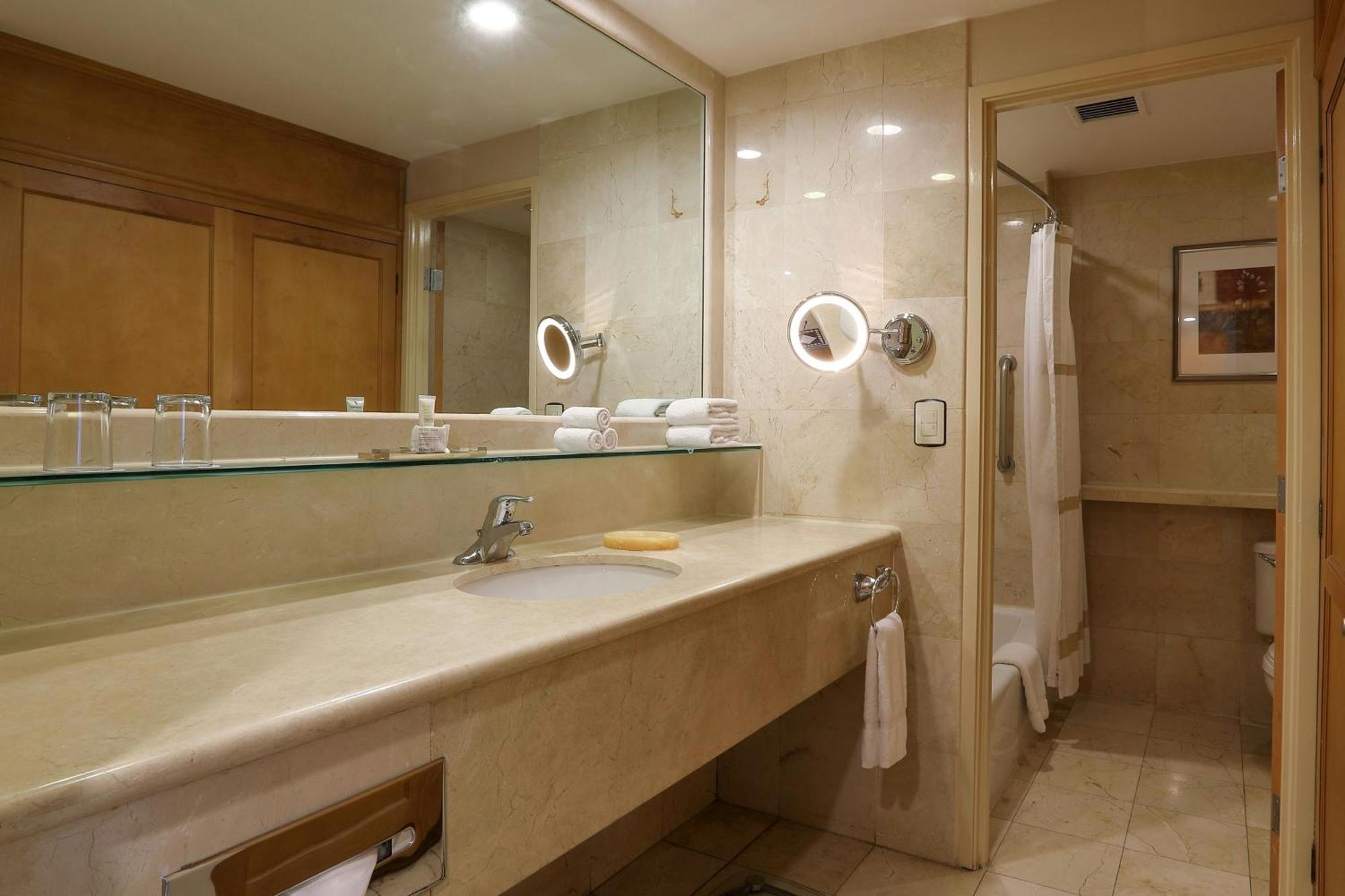 Marriott Tijuana Hotel Eksteriør bilde